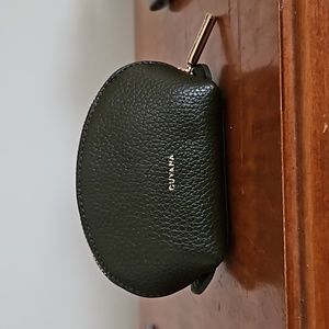 Cuyana small travel case